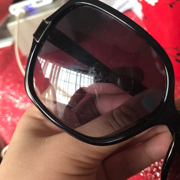 SOLD 🎈🎈🎈 Marc by Marc Jacobs sunglasses - Picture 8 of 8